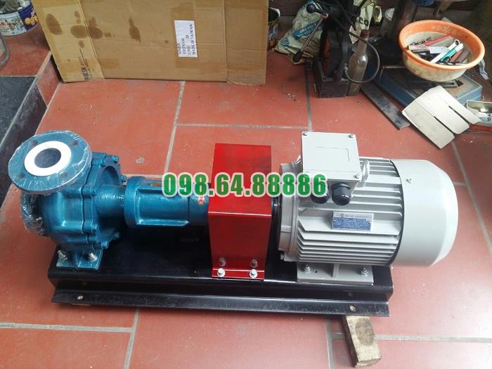 Bơm dầu chịu nhiệt RY50-32-200 lưu lượng 18 m3/h, công suất 5.5 kW, tốc độ quay 2900 vòng/phút, cột áp 50 m